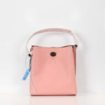 Túi Coach Buket Hồng Size 20